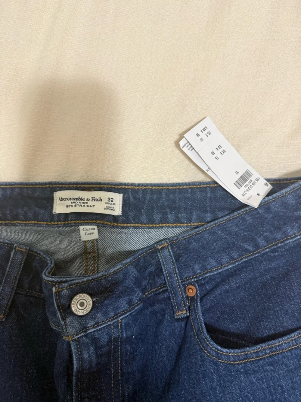 NWT Abercrombie & Fitch Deep Indigo Straight-Leg Jeans - Picture 4 of 4